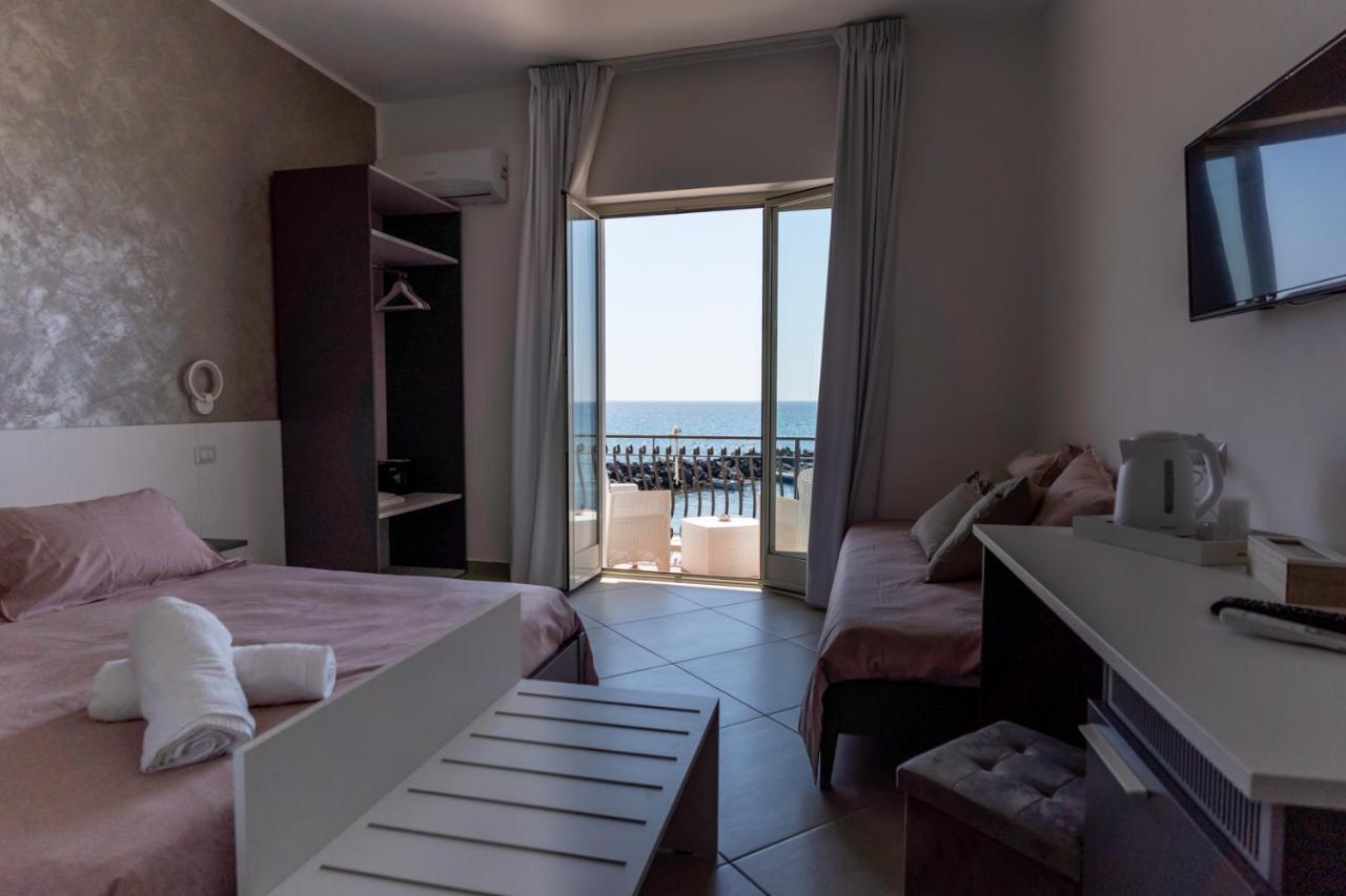 Teddu B&B Giardini-Naxos Exterior foto